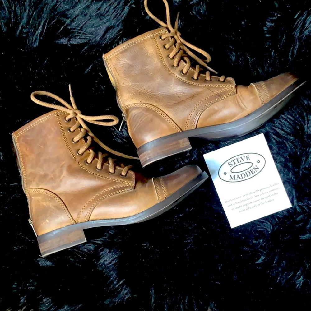 Steve Madden Ciomi combat boot